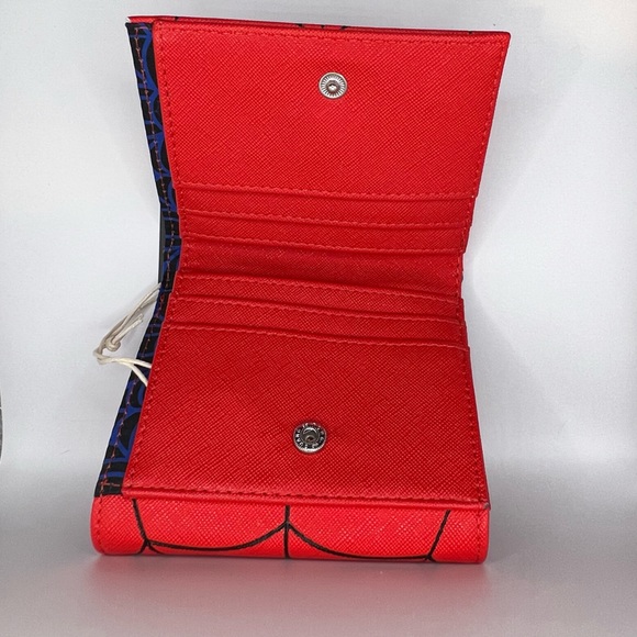 Marvel Spider-Man Flap Wallet - Picture 4 of 5